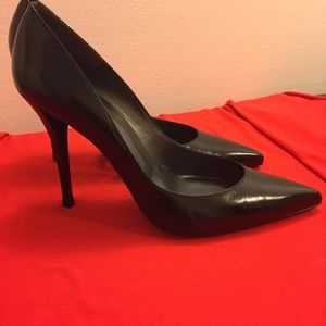 Stuart Weitzman-  Naugthy